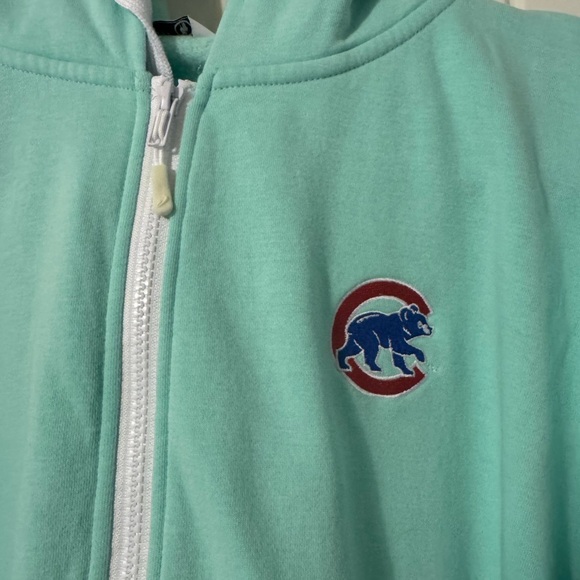 Chicago Cubs level wear hoodie.  Never worn.  Size XL - Picture 2 of 3
